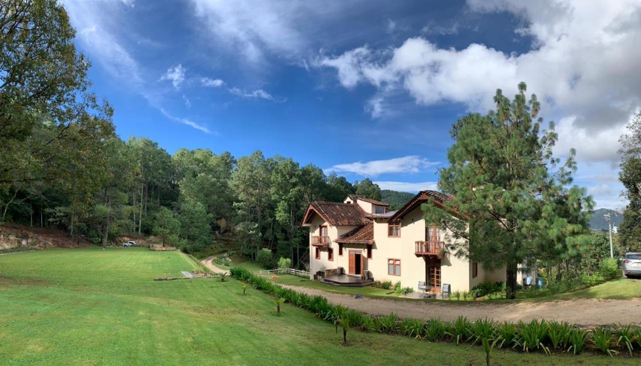 Cortijo La Casona & Bungalow Al Pie De La Montana San Cristóbal de Las Casas Dış mekan fotoğraf